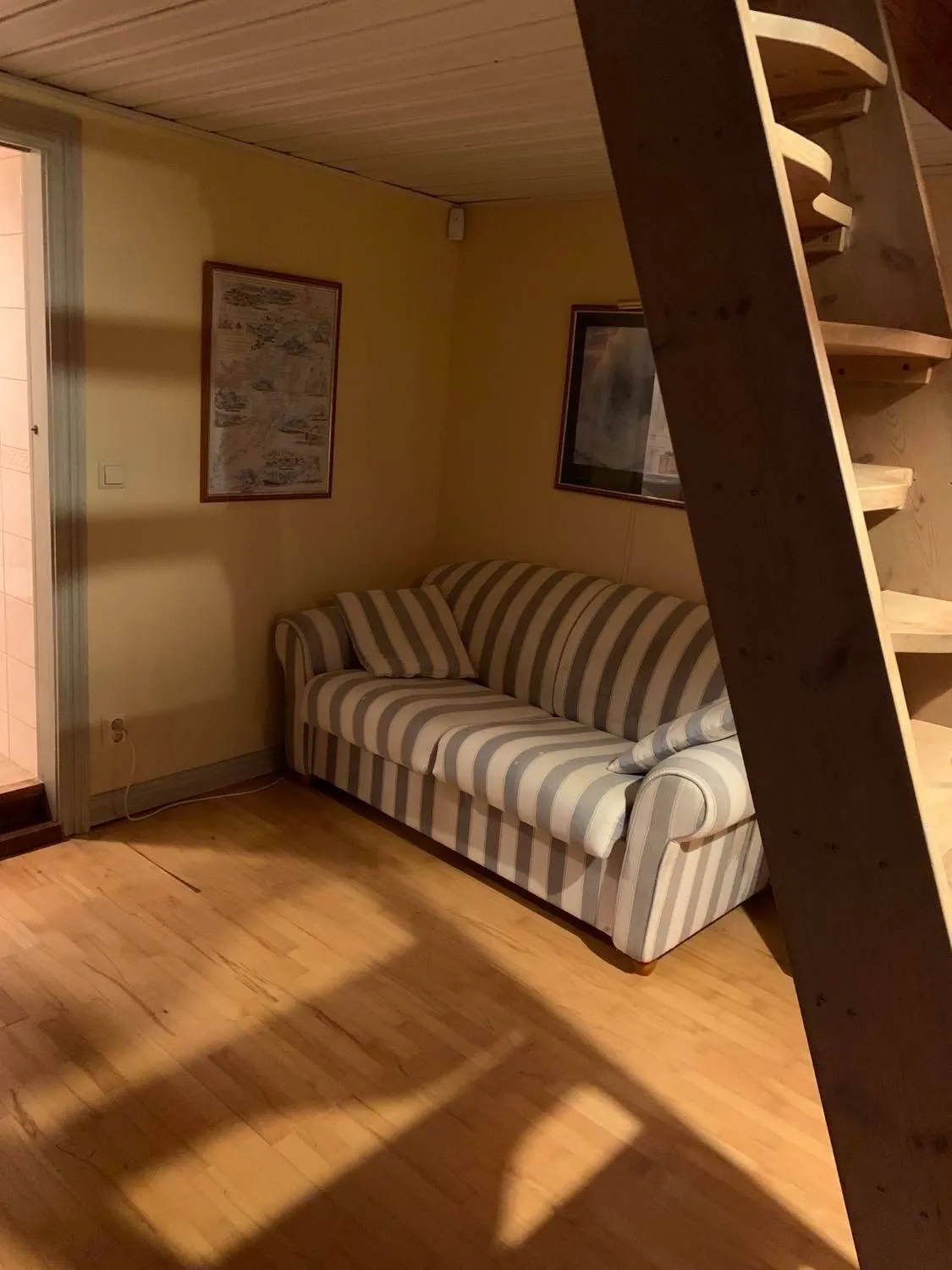 Hyreslägenhet på Drottningholm i drottningholm