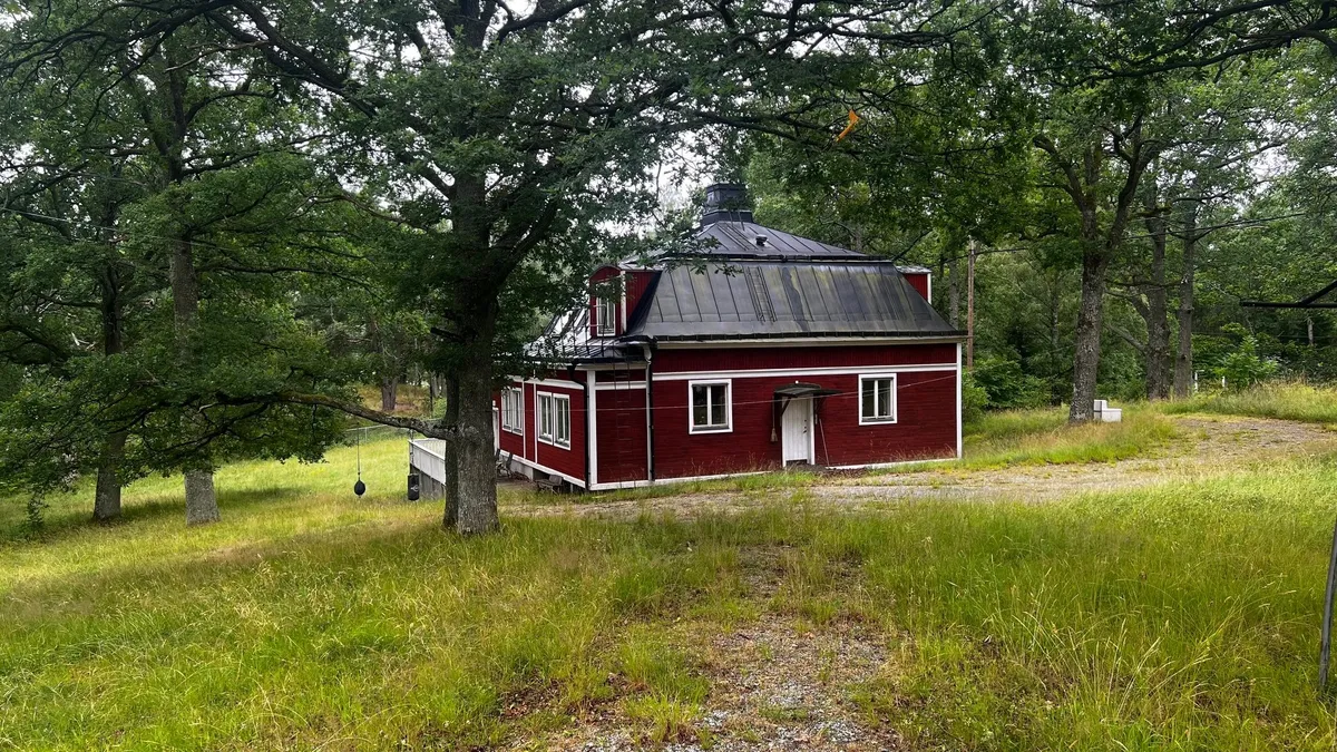 Hyresbostad på Bro i bro