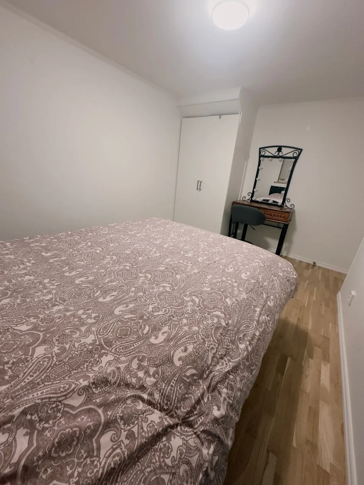 Hyreslägenhet på Bro i bro