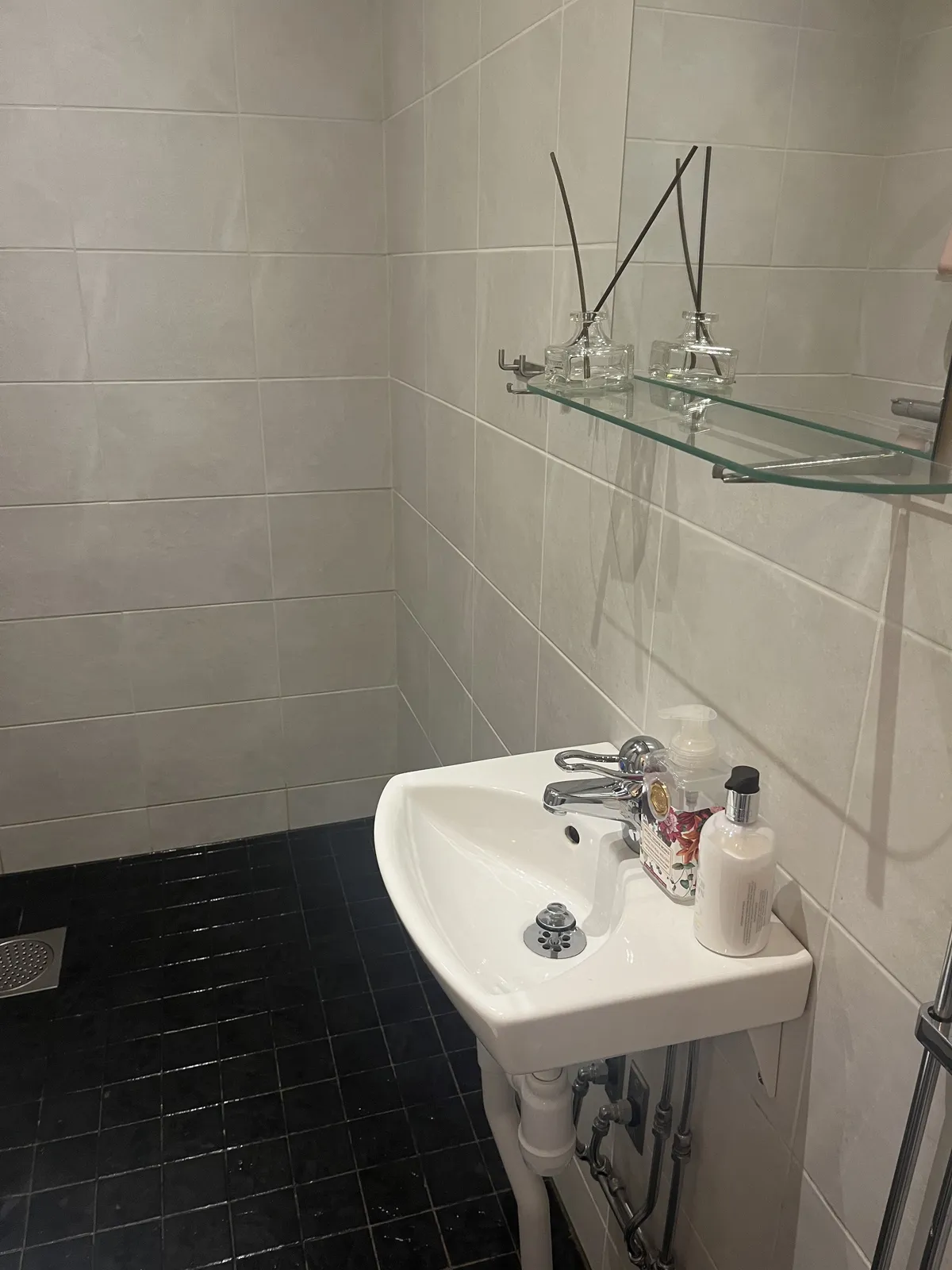 Hyreslägenhet på Täby i taby