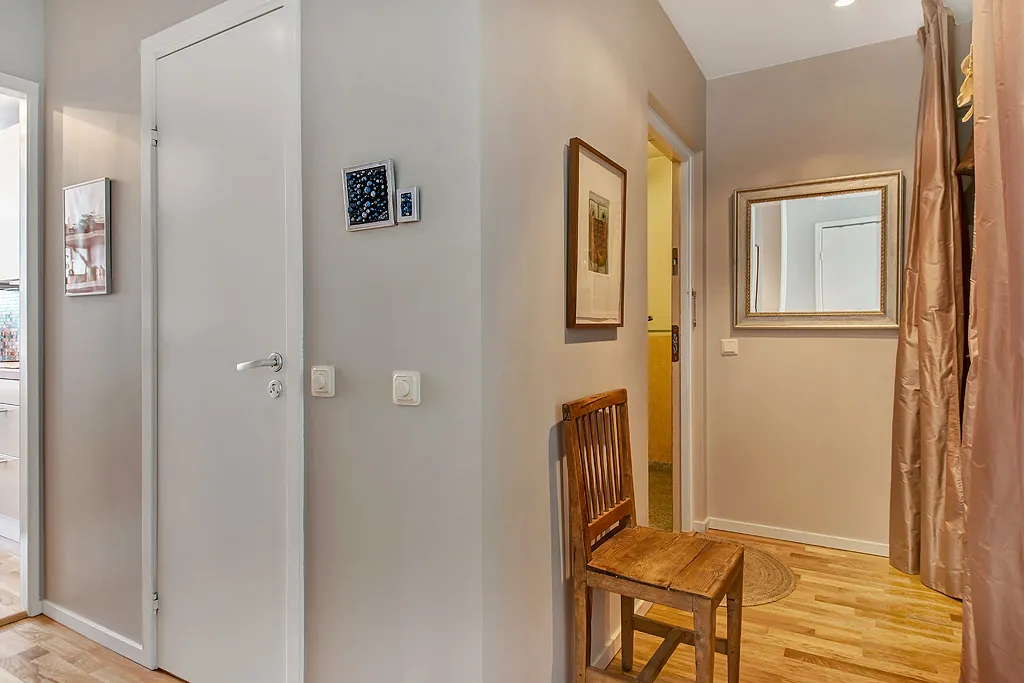 Hyreslägenhet på Täby i taby