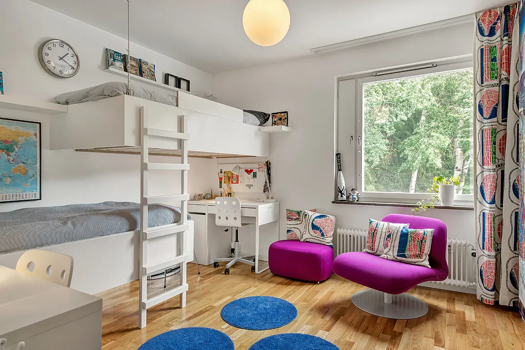 Hyreslägenhet på Täby i taby