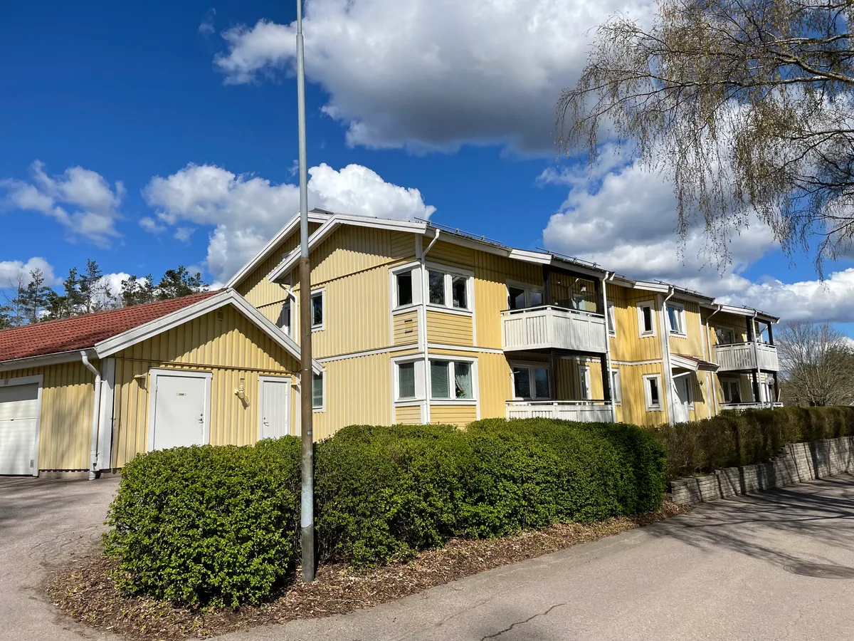 Hyreslägenhet på Fårbo i farbo