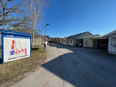 Hyreslägenhet på Vara i vara