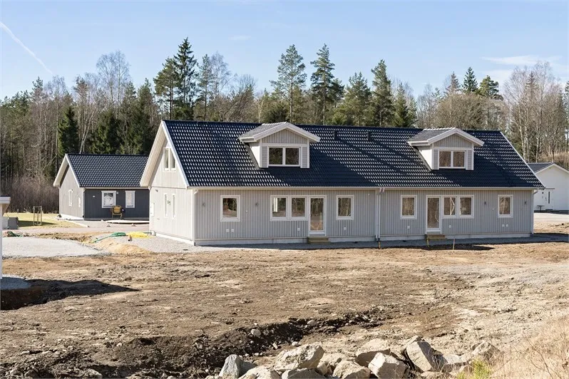 Hyreslägenhet på Floda i floda