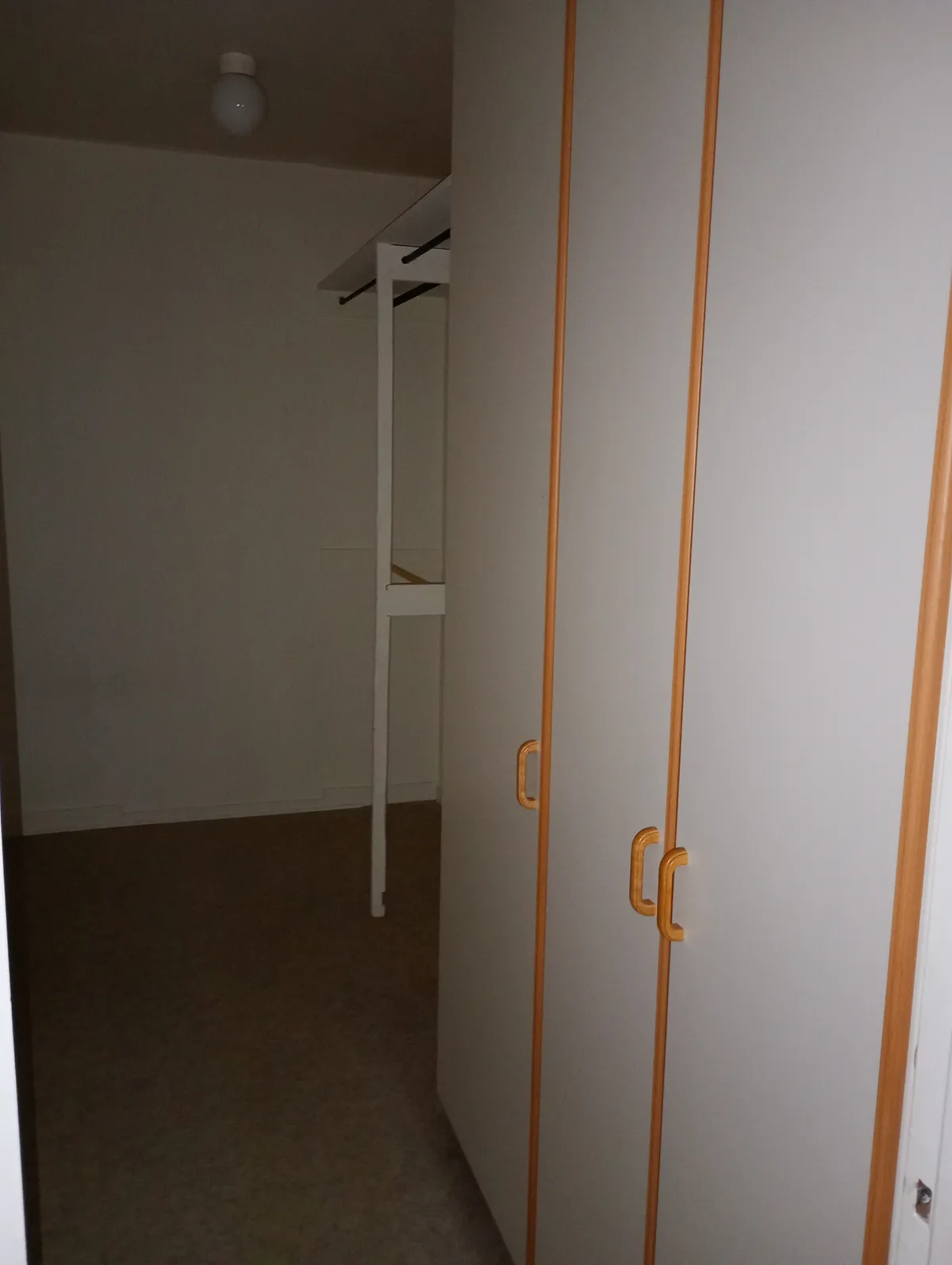 Hyreslägenhet på Asarum i asarum