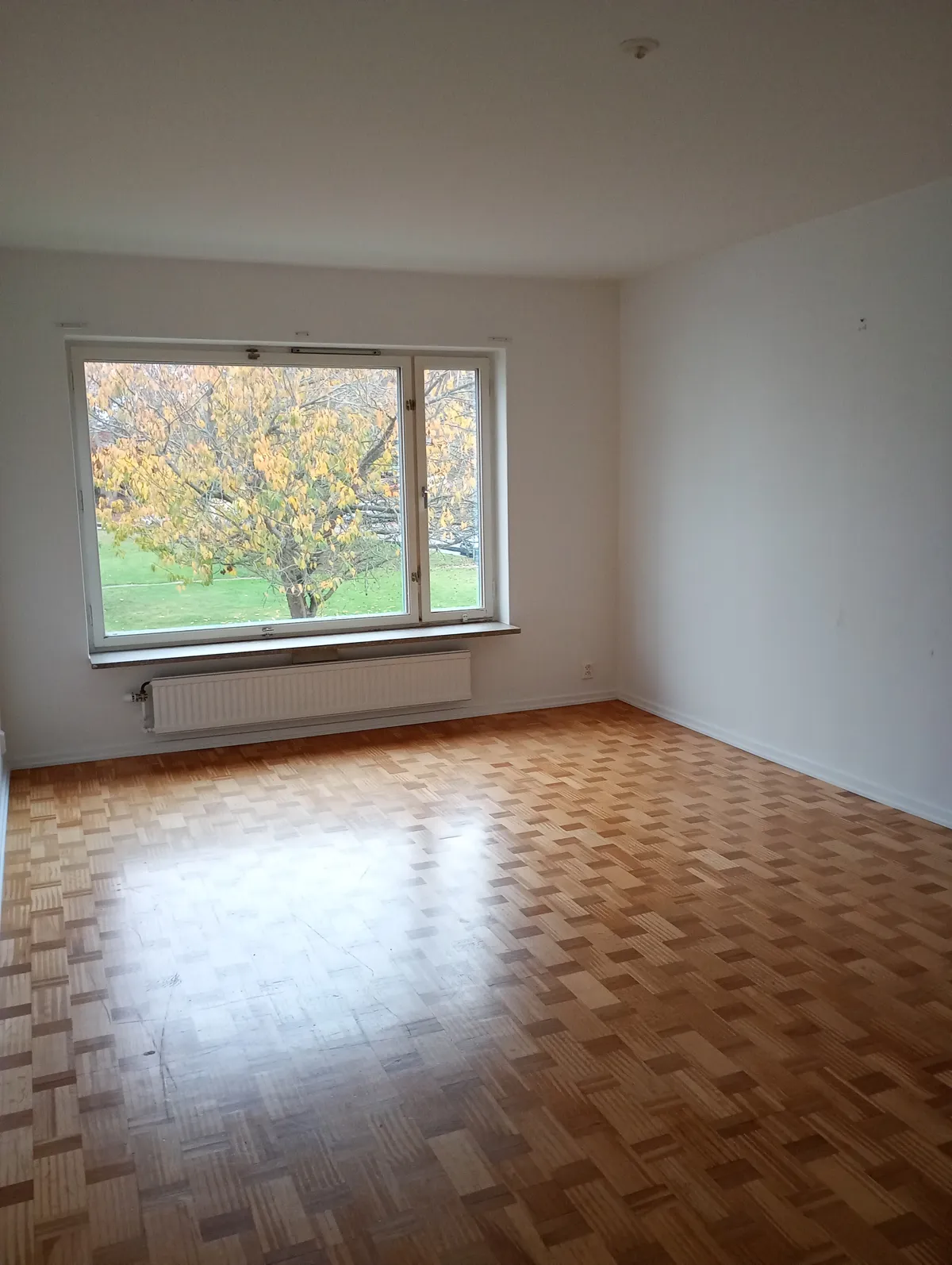 Hyreslägenhet på Asarum i asarum