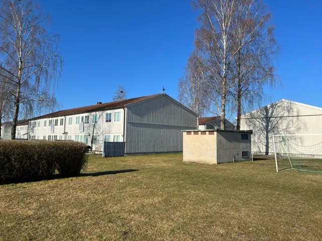 Hyreslägenhet på Vara i vara