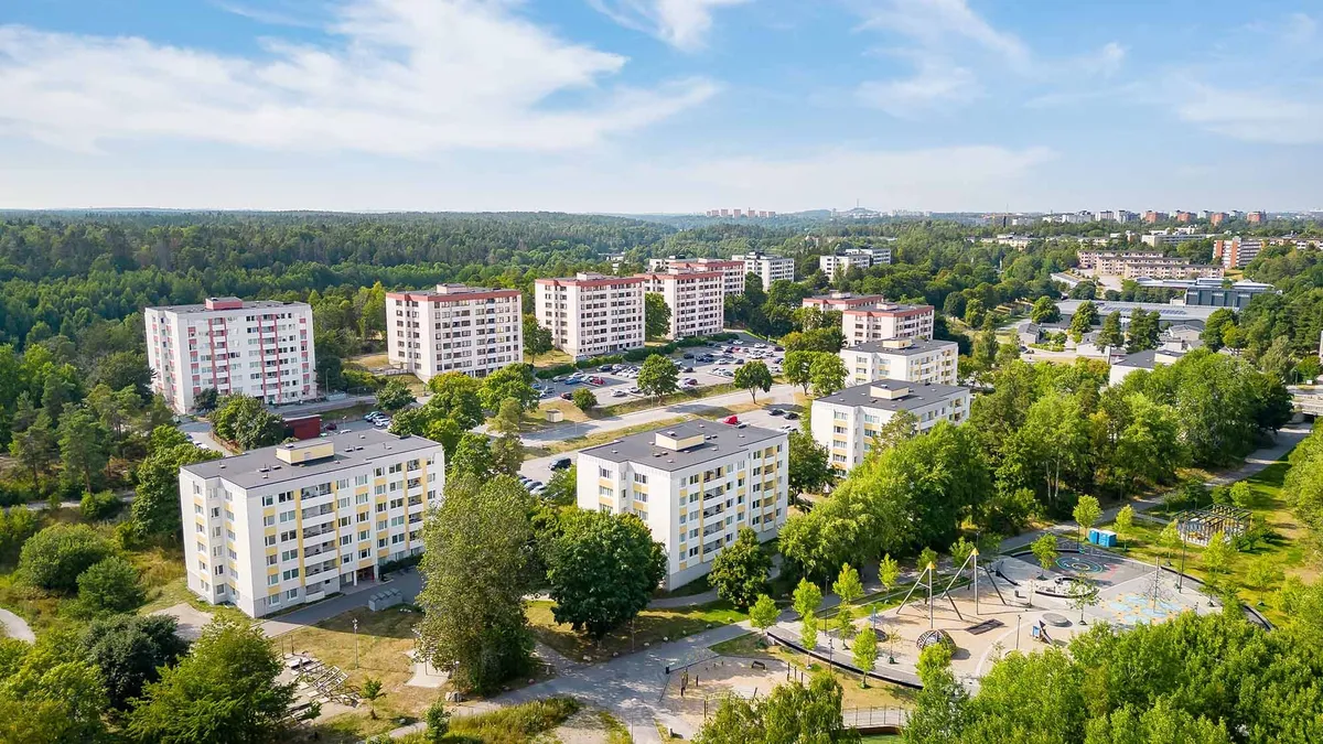 Hyreslägenhet på Skogås i skogas