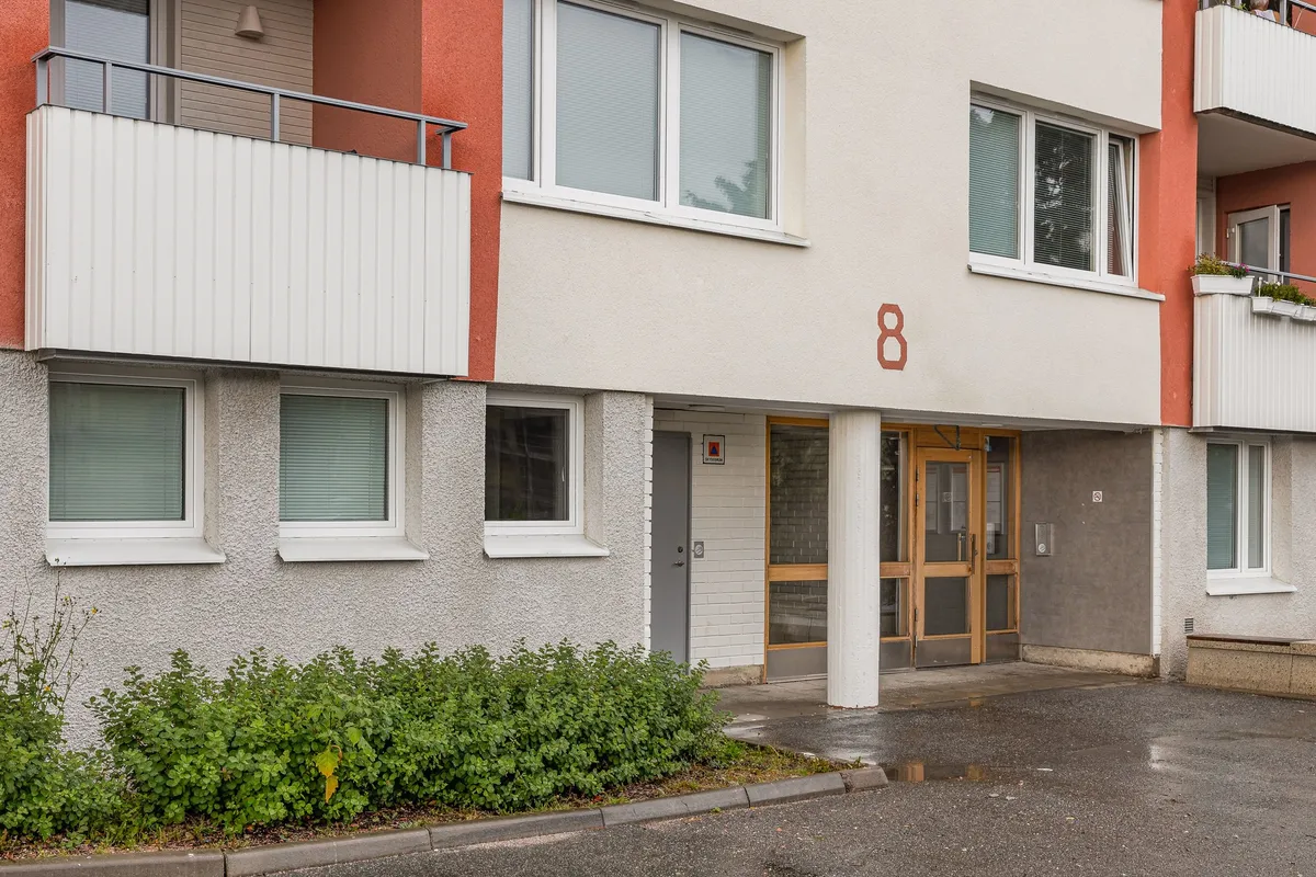 Hyreslägenhet på Skogås i skogas